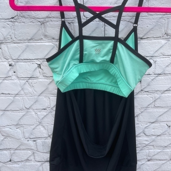 green & Black Sports Bra Open Back Top - Picture 2 of 14